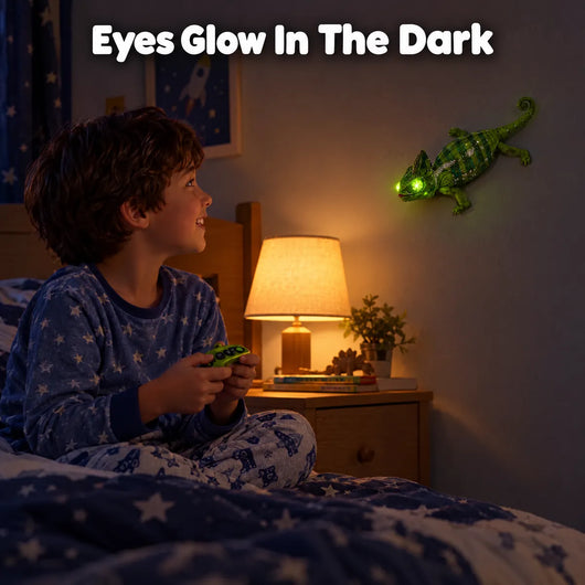 Eyes glow in the dark